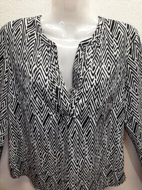 Milano Black & White Design Pullover Tunic Top l Size: S